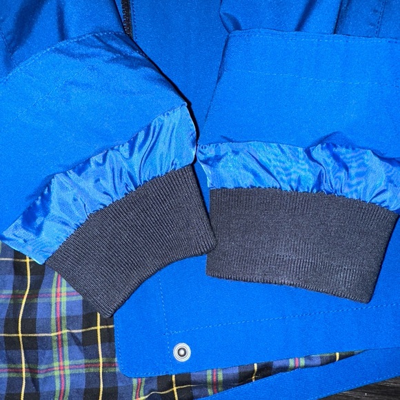 Pendleton Blue Raincoat with Plaid Lining (Adult Size-LG) - Picture 11 of 16